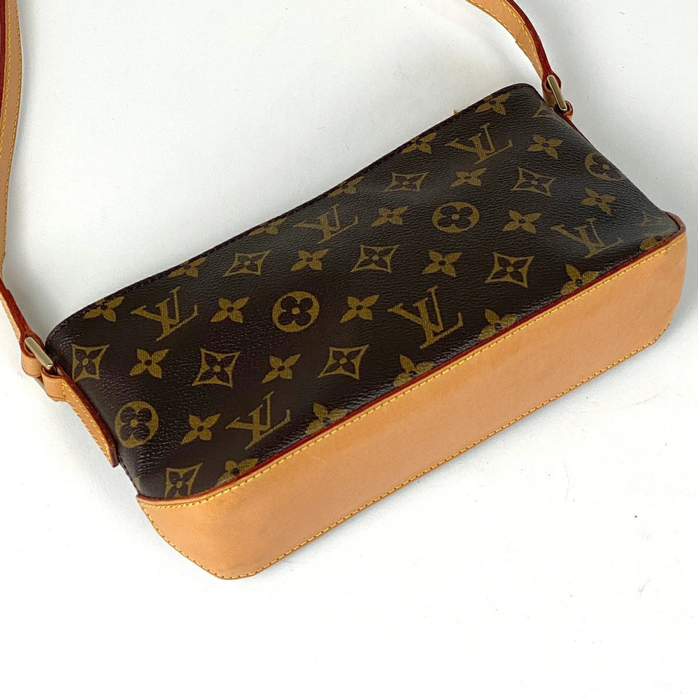 Louis Vuitton Shoulder Clutch Bag Monogram Trotteur Brown Crossbody